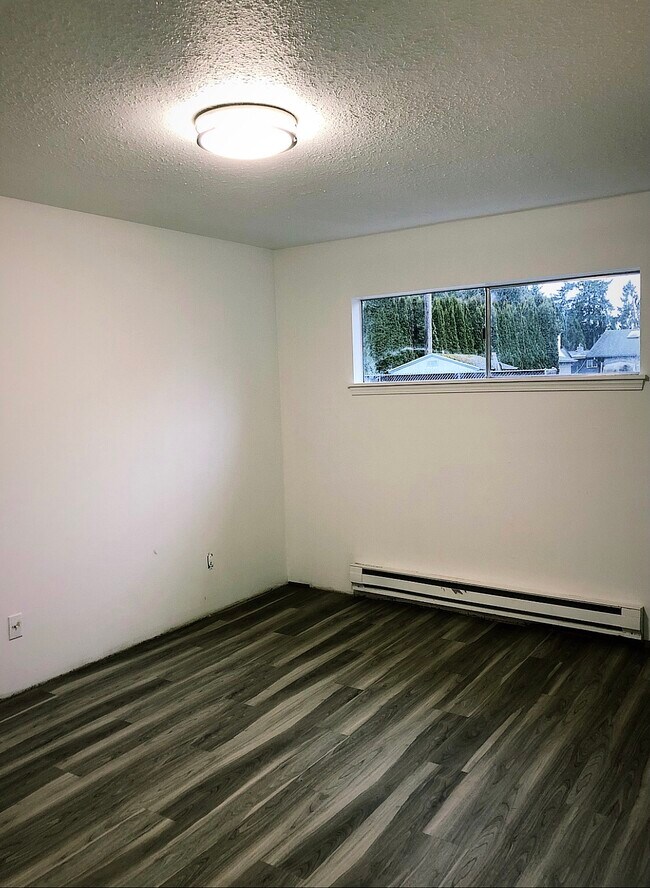 Building Photo - 20129 Dayton Ave N