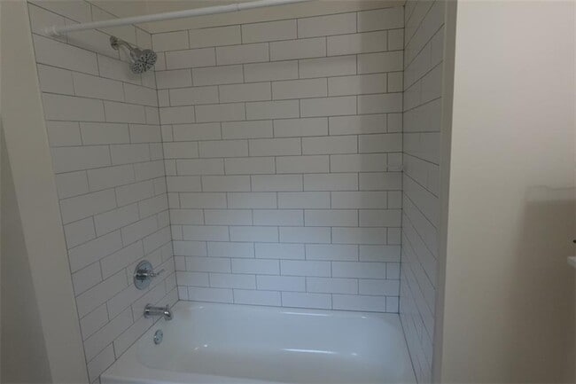 Building Photo - 3820 Menloe Way