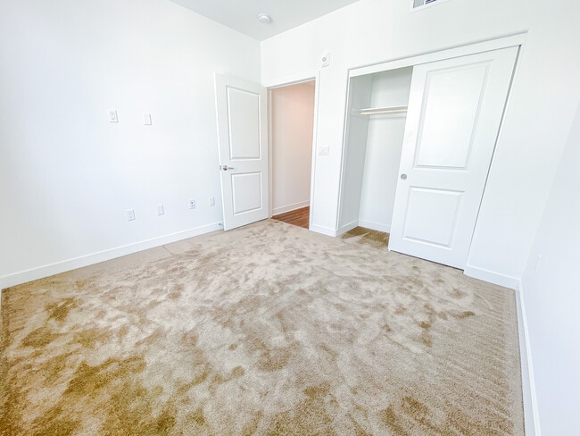 Building Photo - 1893 Union St