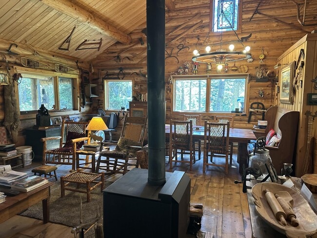 Building Photo - 6550 Lodgepole Trail