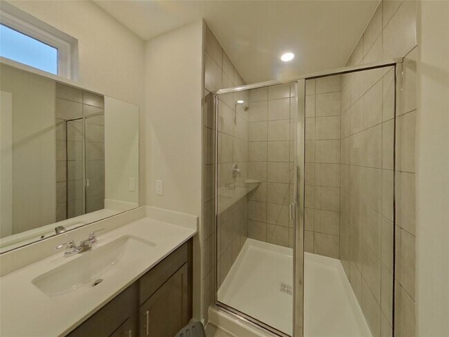 Building Photo - 4928 San Fabiano Ct