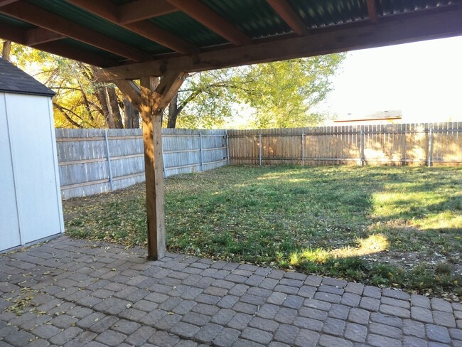 Building Photo - 800 S 3rd W St