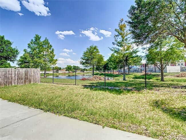 Building Photo - 10155 Laxton St