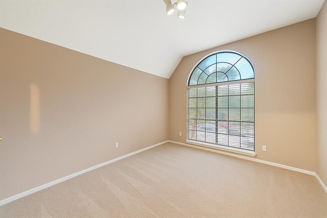 Building Photo - 6218 Paddle Wheel Dr