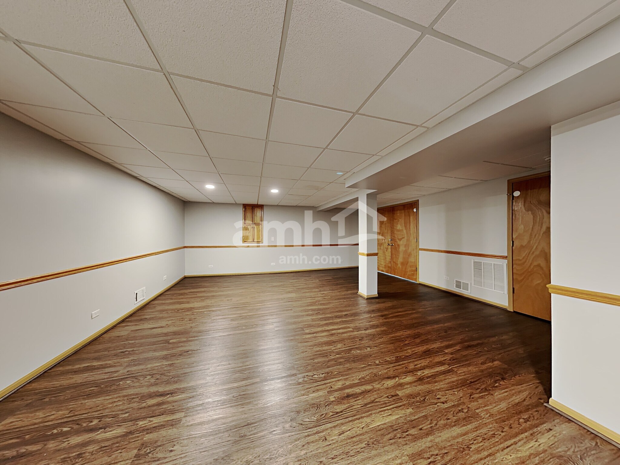 Building Photo - 2263 N Arapahoe Trail