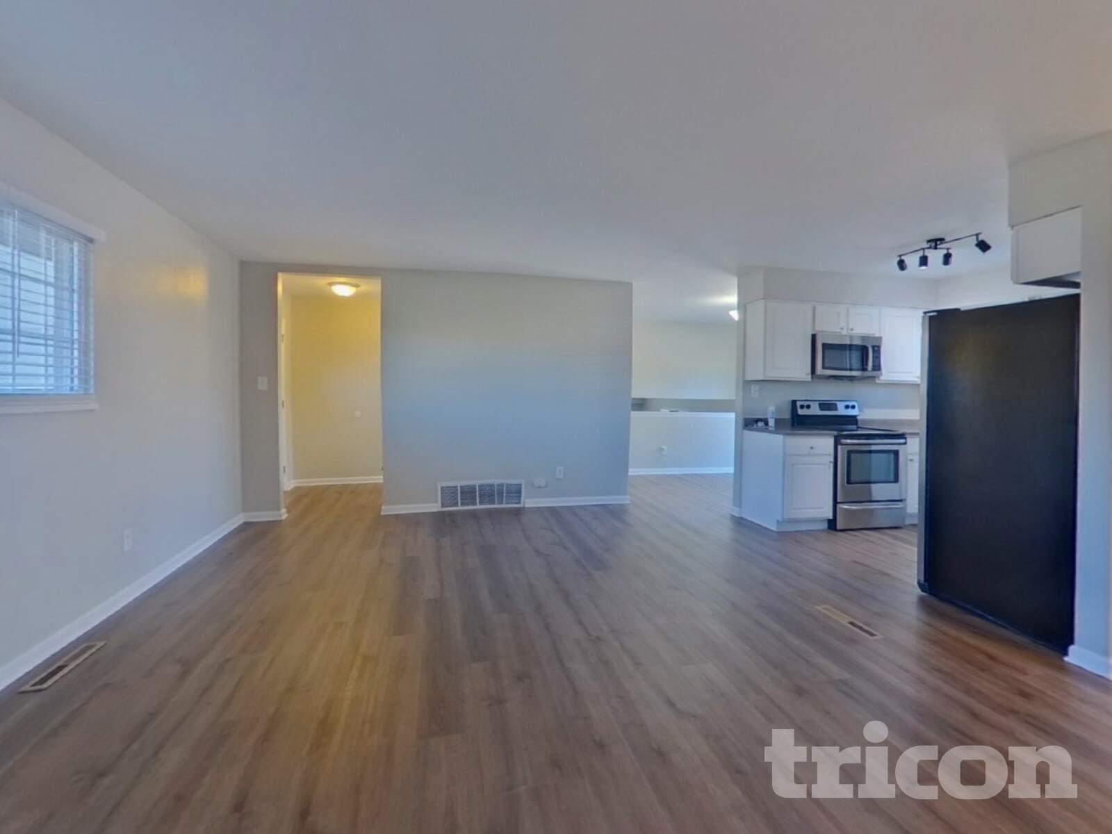 Building Photo - 1228 N Chelton Rd