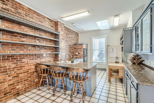 012-012-Kitchen-666x445-72dpi - 3247 W 19th Ave