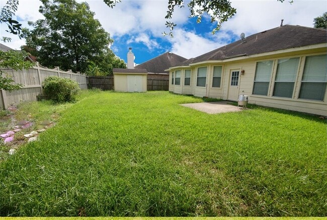 Building Photo - 3006 Breakers Point Dr