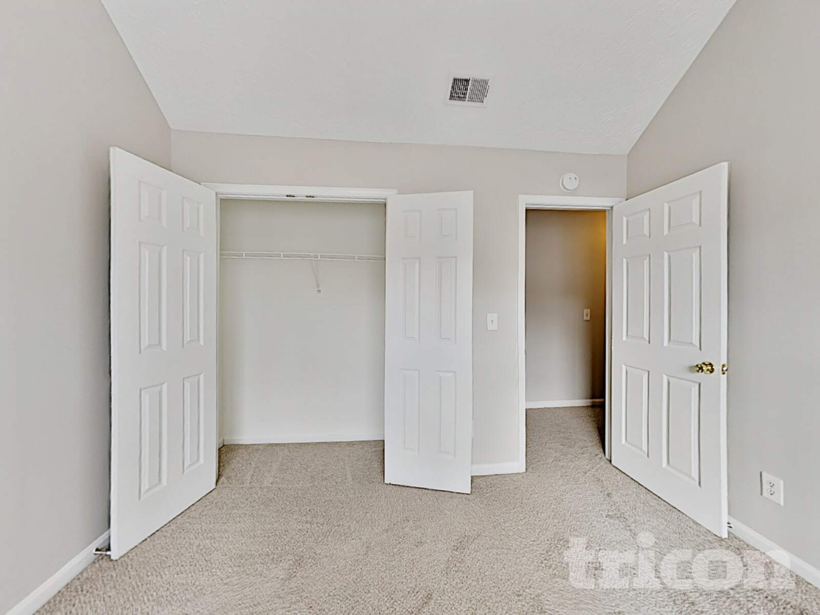 Building Photo - 5632 Briar Knoll Ct