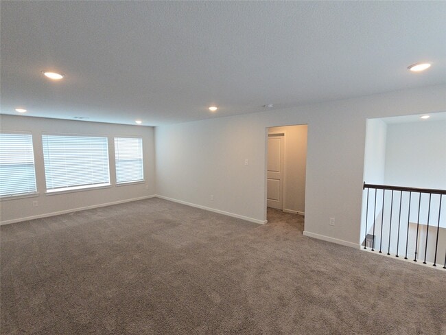 Building Photo - 9227 Dearborn Knoll Dr