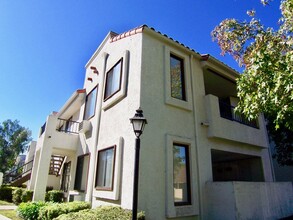 Building Photo - Delightful Upper Unit Mira Mesa Condo Loca...