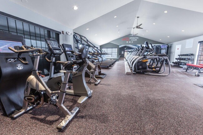 Building Photo - 52 Lincoln Oaks Dr