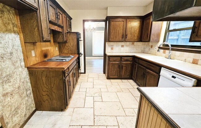 Building Photo - 5301 NW 115th St