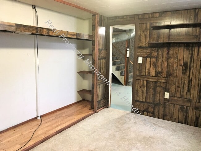 Building Photo - 3 Bedroom 2 Bath Pet Friendly House for Rent