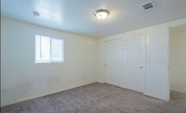 Building Photo - Remodeled 3 bed 2 bath home in Coolidge!