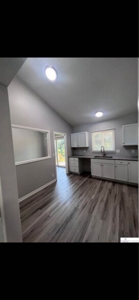 Building Photo - 13214 S 38th St