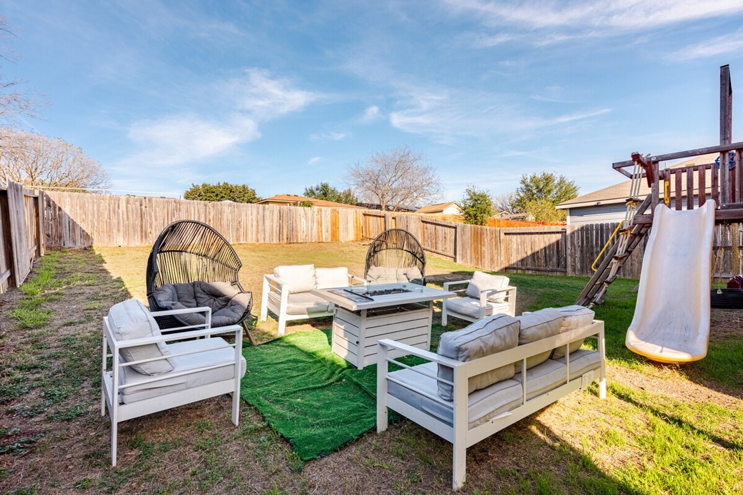 Building Photo - 3203 Spice Meadow