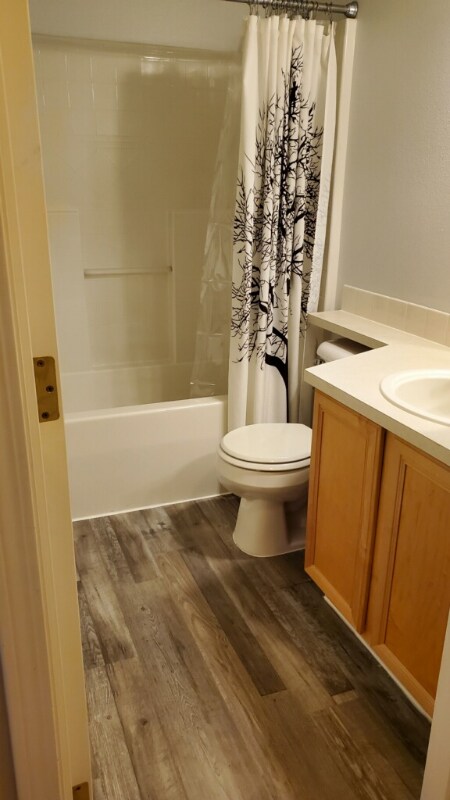 Building Photo - 459 Queen Ave NE