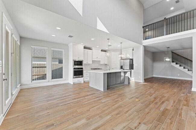 Building Photo - 528 Oakview Bend Dr