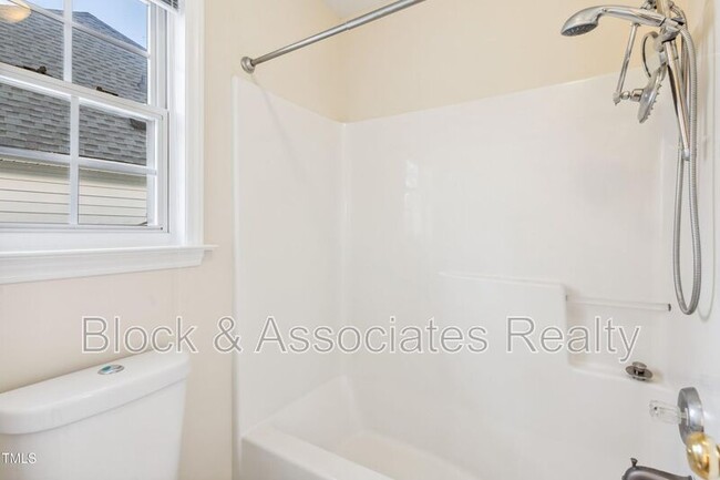 Building Photo - 2129 Ventana Ln