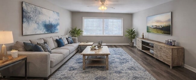 Building Photo - Summit Street Duplexes