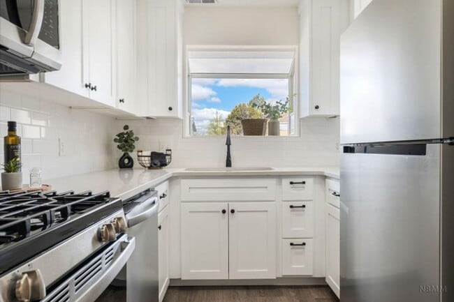 Building Photo - 1175 S 860 W