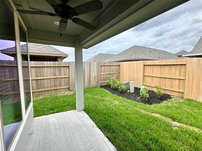 Building Photo - 3274 Old Ironwood Dr