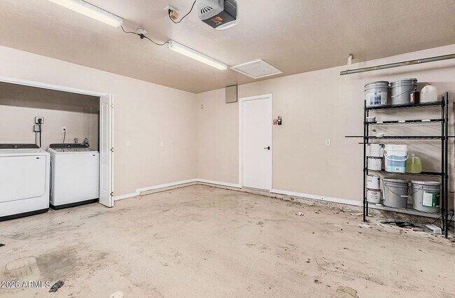 Building Photo - 2001 N 87th Way