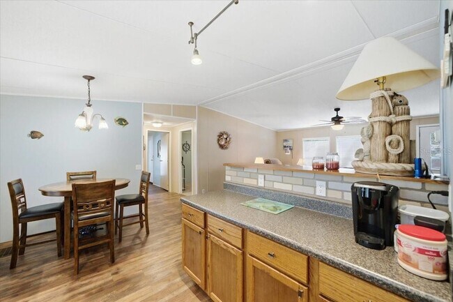 Building Photo - 6715 W Richard Dr