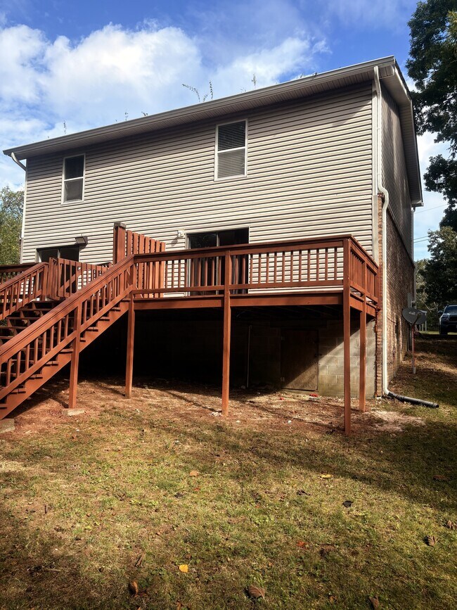 Building Photo - 31 Agappa Ln