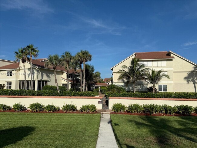 Building Photo - 4161 S US Hwy 1