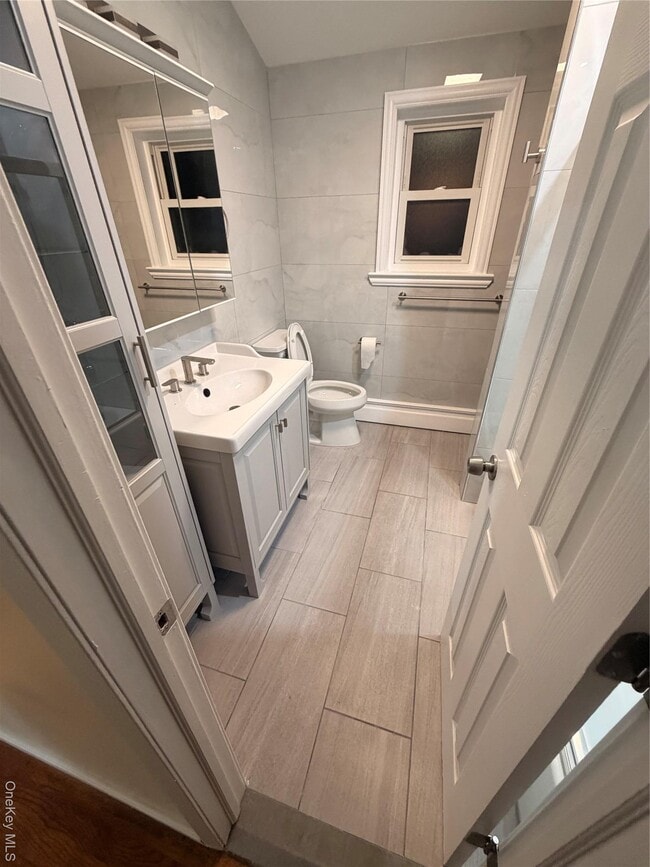 Building Photo - 3189 Hatting Pl