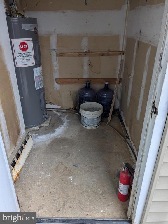 Building Photo - 51 Noble Rd