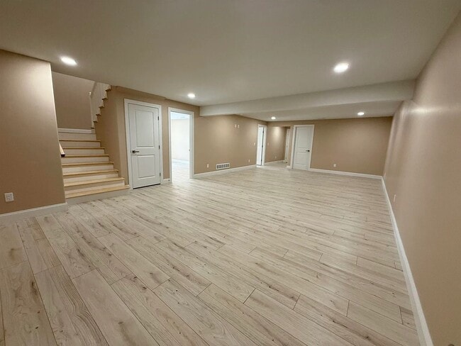 Building Photo - 3107 W Laux Dr