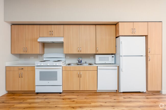 3BR, 2BA - 1,162SF - Kitchen - Juniper Valley Townhomes