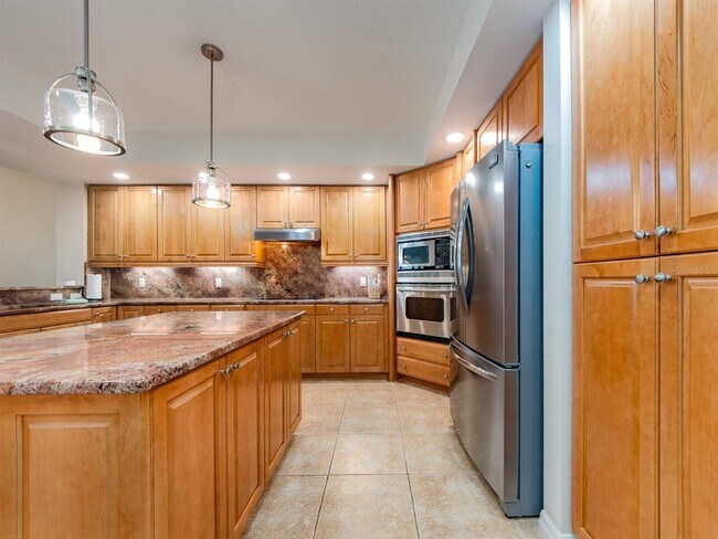 Building Photo - 1370 Gulf Blvd