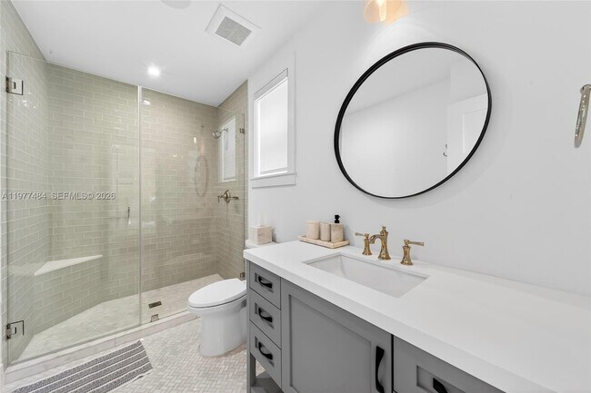 Building Photo - 146 Mockingbird Rd