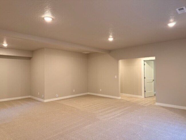 Building Photo - Beautiful Home new construction