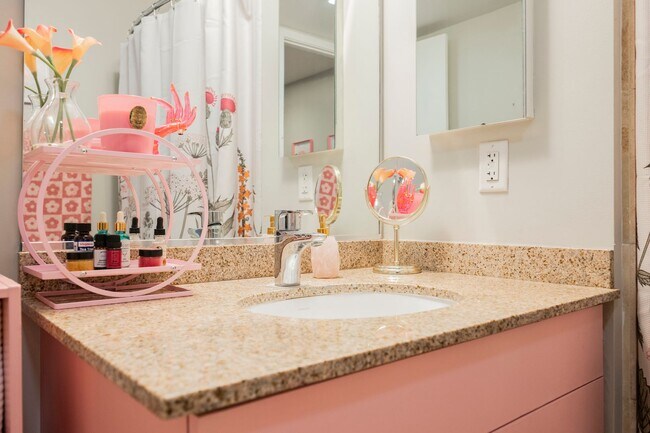 Building Photo - Arts District- Downtown Las Vegas~Luxury furnished condo now available!