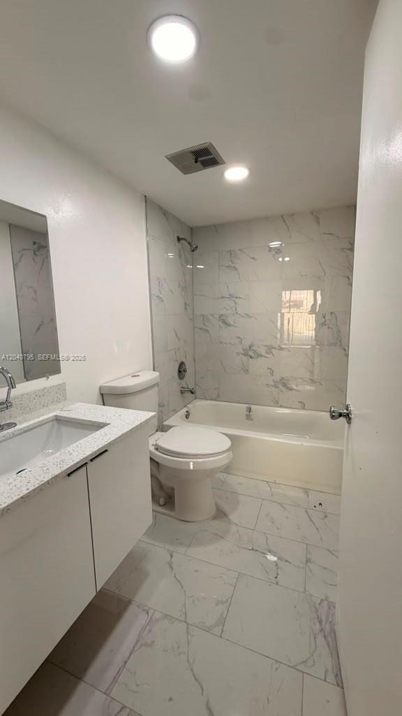 Building Photo - 8800 SW 123rd Ct