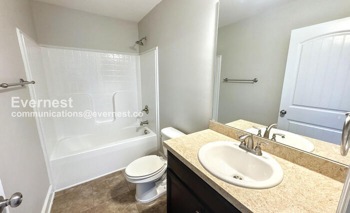 Building Photo - 648 Piney Woods Rd