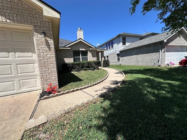 Building Photo - 3927 Brook Garden Ln