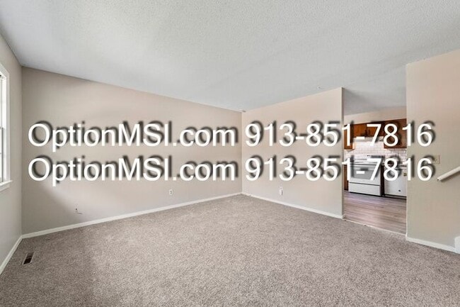 Building Photo - Affordable JOCO duplex~