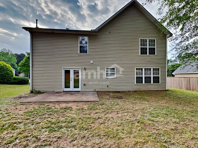 Building Photo - 3094 Perch Overlook SW