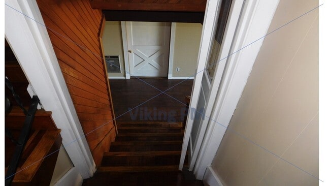 Building Photo - 501 NE Loper Ave