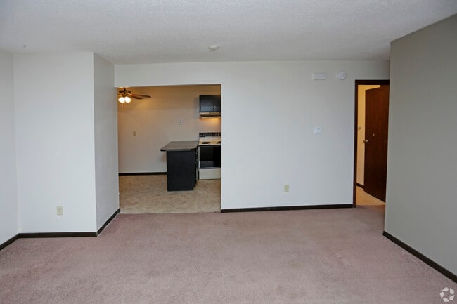 Building Photo - Valley West Apartments