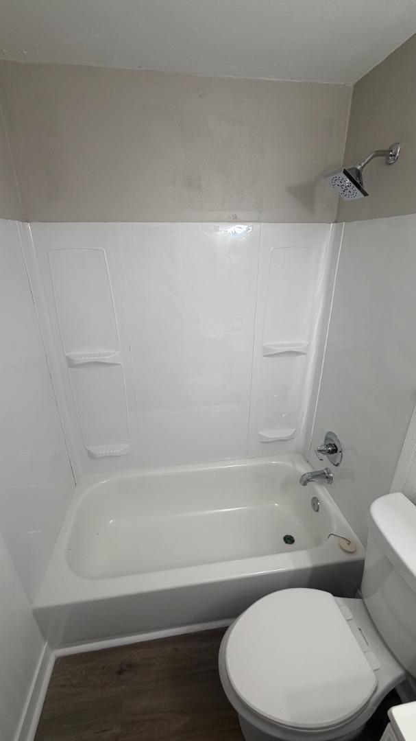 Building Photo - 1430 Golden Dr