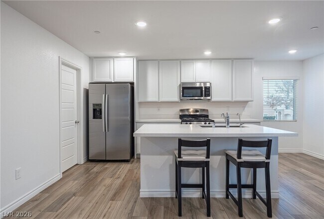 Building Photo - 3541 Grigio St