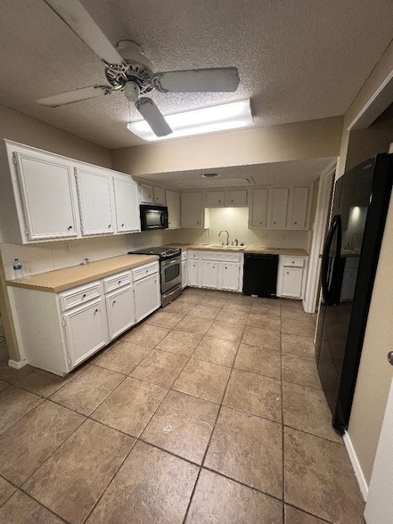 Building Photo - 8639 Knoxville Dr