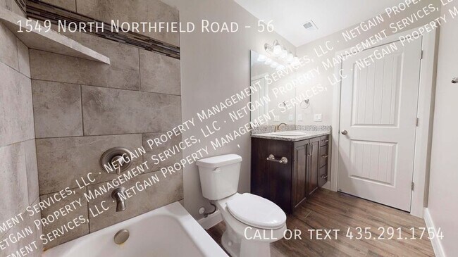 Building Photo - 1549 N Northfield Rd